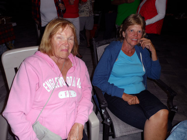 Tree Lighting & Party at the Bay 2019 <br> Photos by Rene Dube - Slide 31