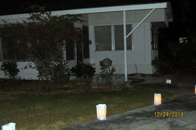 Christmas Eve 2014 <br> Photos by Nora Szabo - Slide 11