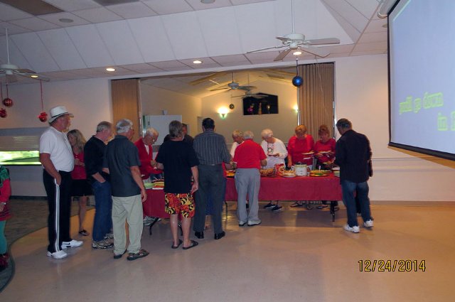 Christmas Eve 2014 <br> Photos by Nora Szabo - Slide 20