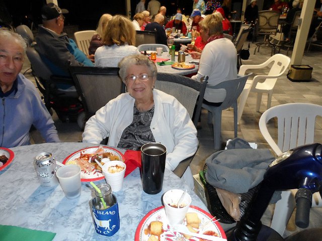 Christmas Tree Lighting Party Nov 30 2018 - Slide 9